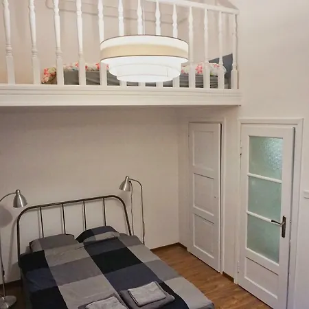 Palace Of Culture, Modern City Center Suite! *